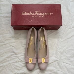Salvatore Ferragamo Boutique Pink Lillaz Bow Heels